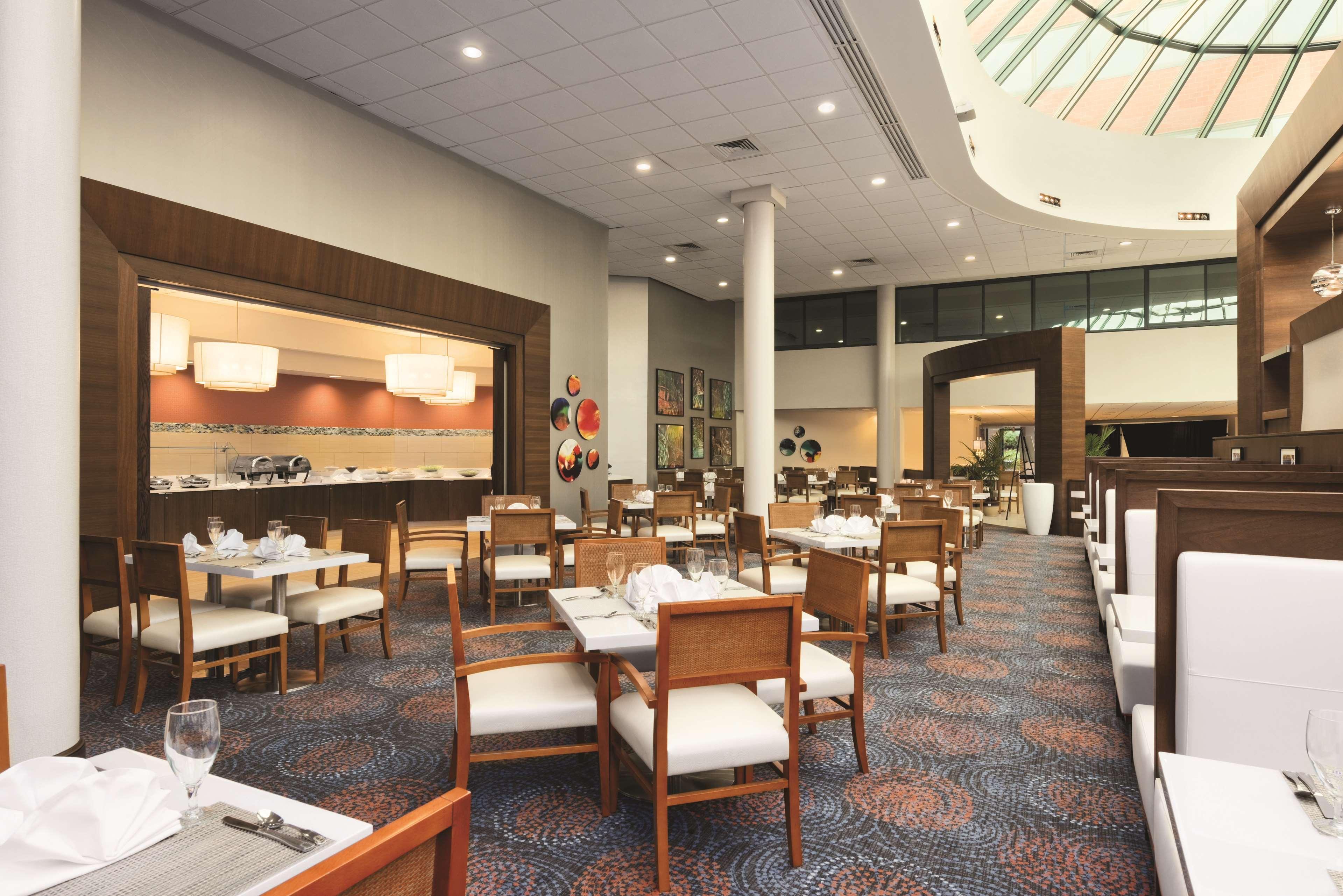 Hilton Long Island/Huntington Hotel Melville Eksteriør billede