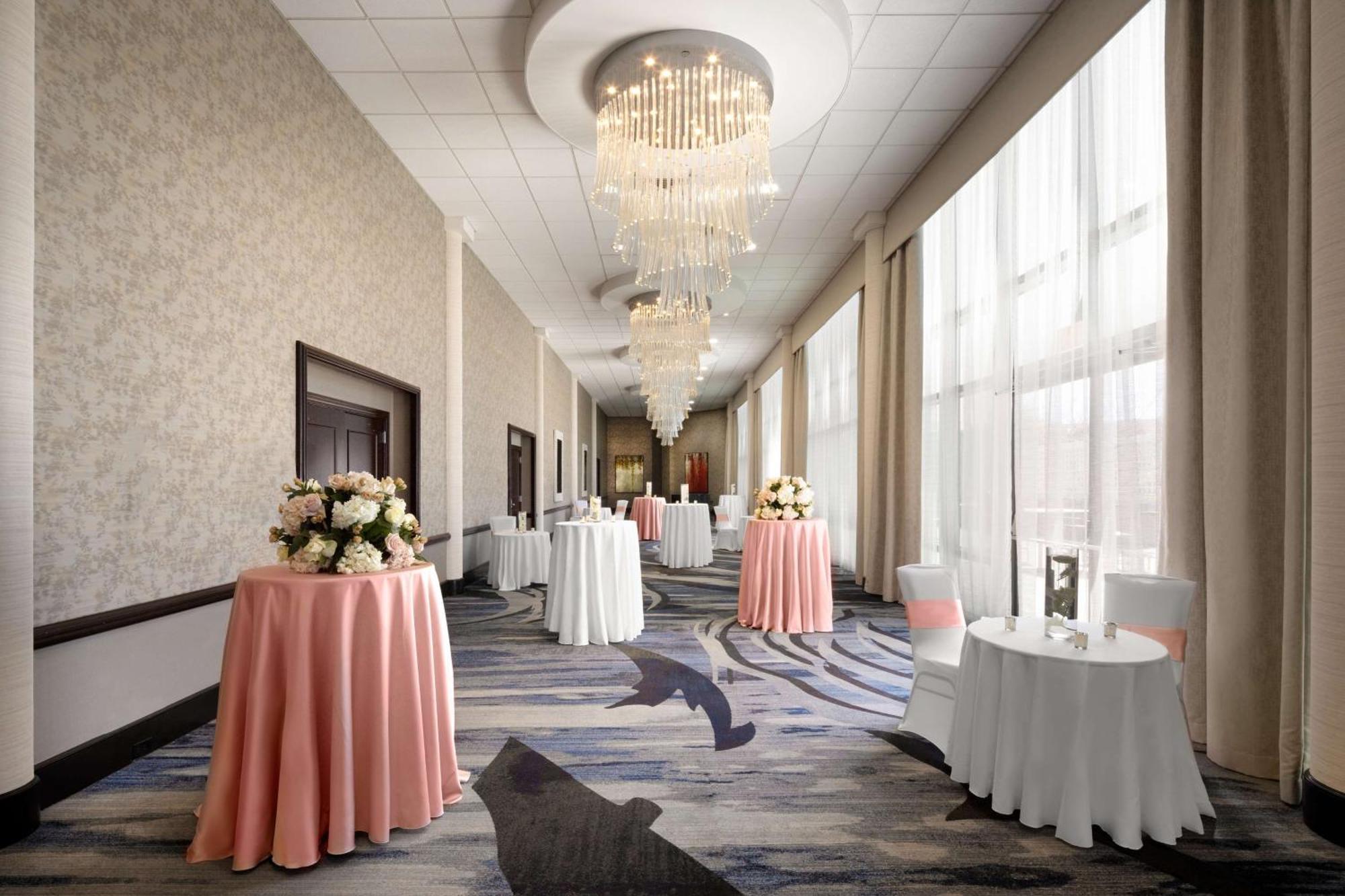 Hilton Long Island/Huntington Hotel Melville Eksteriør billede