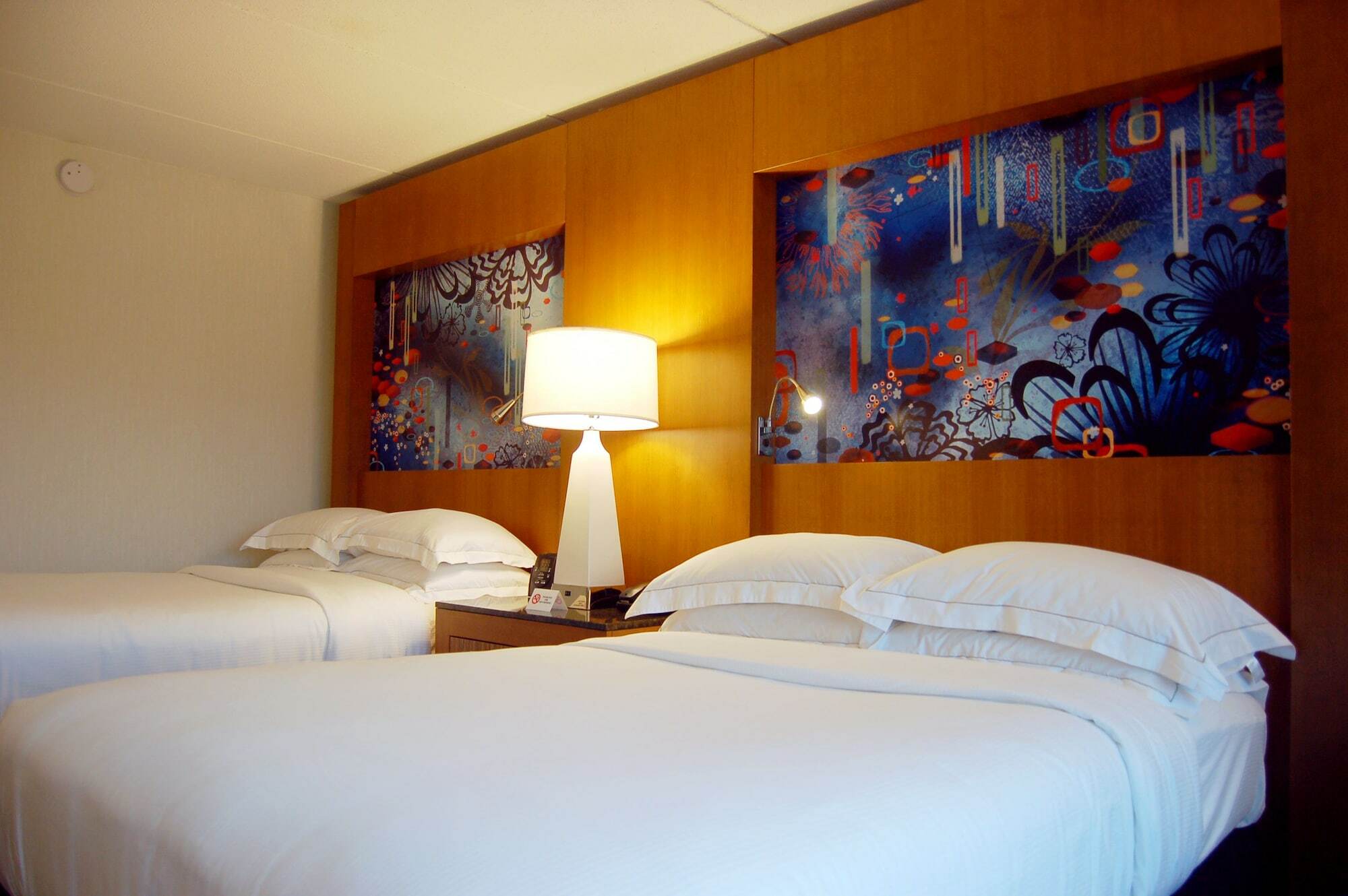 Hilton Long Island/Huntington Hotel Melville Eksteriør billede